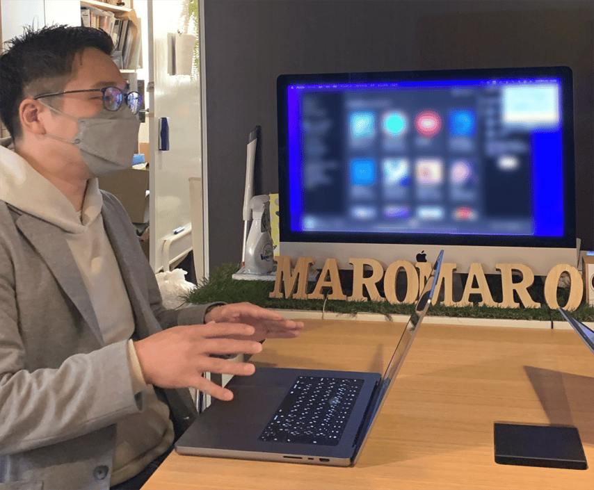 Maromaro オフィスでインタビューに応じる担当者佐々木様